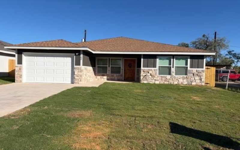 102 W Ave S, San Angelo, TX 76901, 4 Bedrooms Bedrooms, ,2 BathroomsBathrooms,Residential,For Sale,102 W Ave S,0,130479