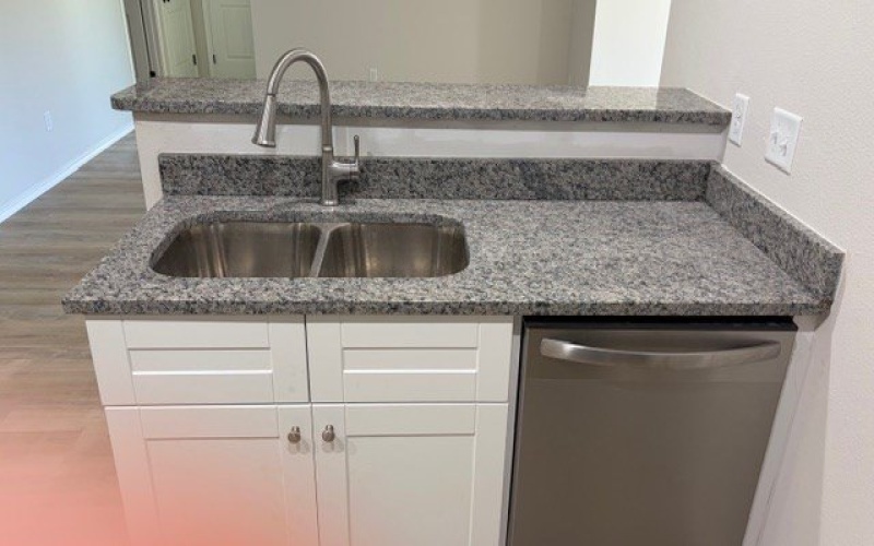 102 W Ave S, San Angelo, TX 76901, 4 Bedrooms Bedrooms, ,2 BathroomsBathrooms,Residential,For Sale,102 W Ave S,0,130479