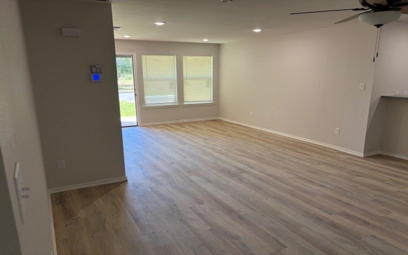 102 W Ave S, San Angelo, TX 76901, 4 Bedrooms Bedrooms, ,2 BathroomsBathrooms,Residential,For Sale,102 W Ave S,0,130479