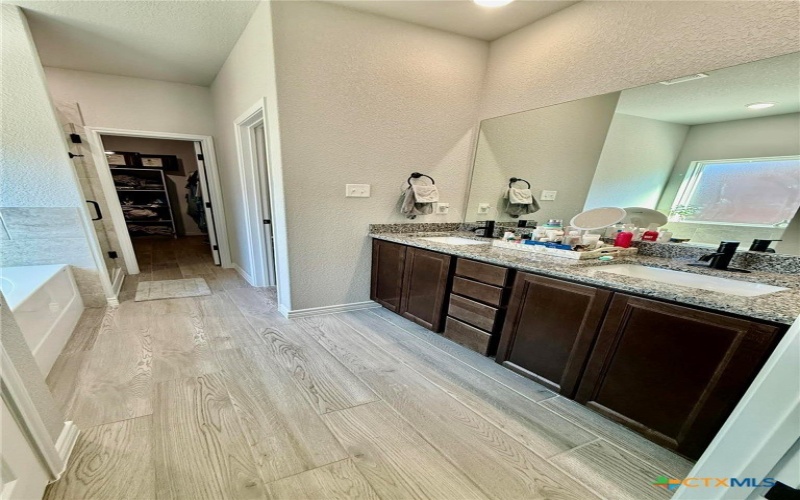 3103 Seeker St, Killeen, TX 76549, 3 Bedrooms Bedrooms, ,2 BathroomsBathrooms,Residential,For Sale,3103 Seeker St,0,603040