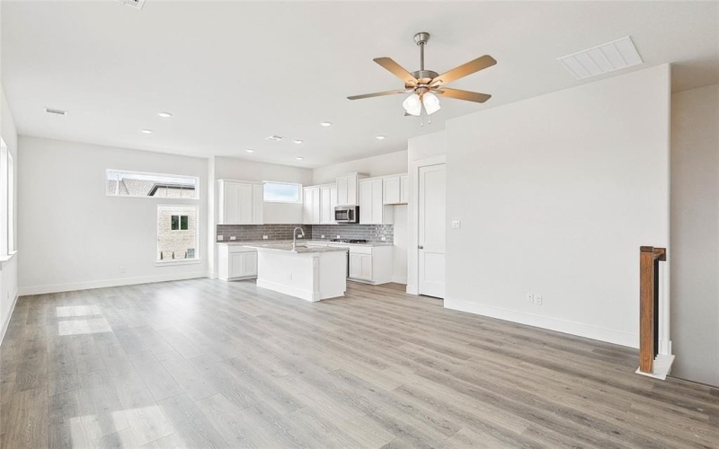 917 Meadowcrest Drive, Plano, TX 75075, 2 Bedrooms Bedrooms, ,2 BathroomsBathrooms,Residential,For Sale,917 Meadowcrest Drive,20607475