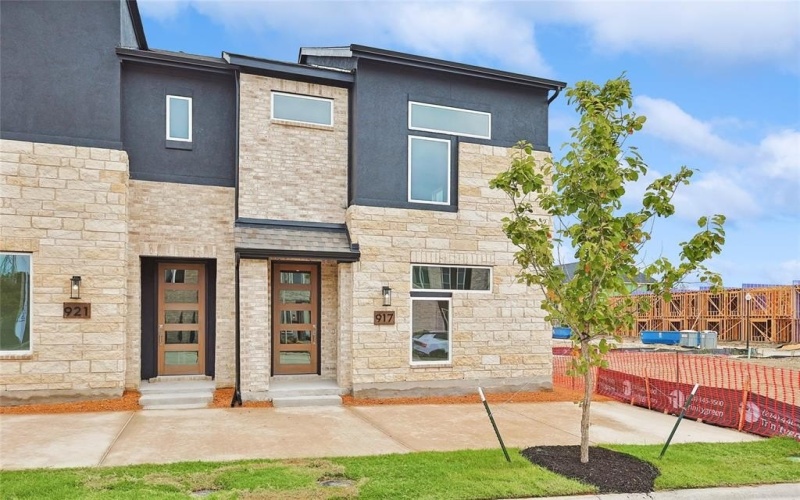 917 Meadowcrest Drive, Plano, TX 75075, 2 Bedrooms Bedrooms, ,2 BathroomsBathrooms,Residential,For Sale,917 Meadowcrest Drive,20607475