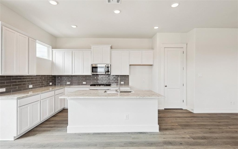 917 Meadowcrest Drive, Plano, TX 75075, 2 Bedrooms Bedrooms, ,2 BathroomsBathrooms,Residential,For Sale,917 Meadowcrest Drive,20607475