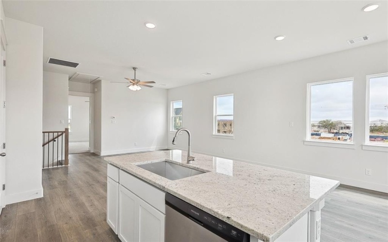 917 Meadowcrest Drive, Plano, TX 75075, 2 Bedrooms Bedrooms, ,2 BathroomsBathrooms,Residential,For Sale,917 Meadowcrest Drive,20607475