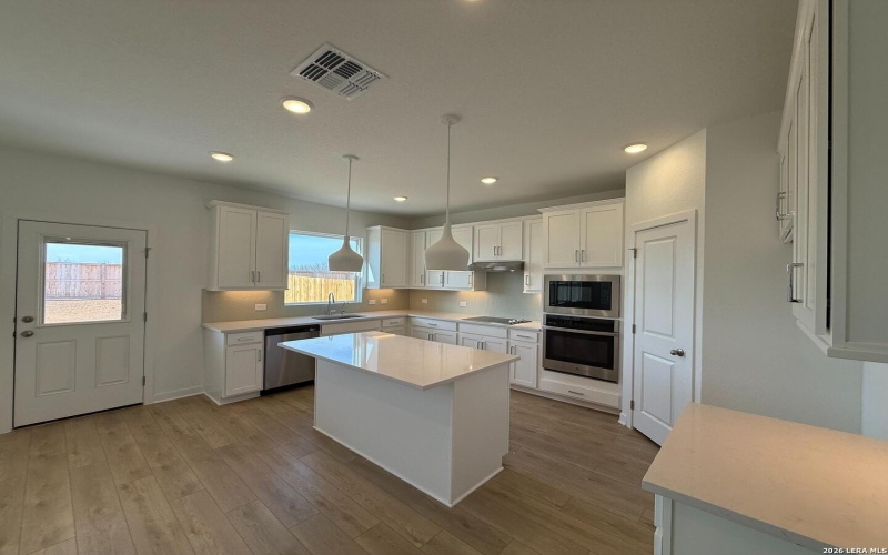 111 Peeps Ct., Adkins, TX 78101, 4 Habitaciones Habitaciones , ,3 BañosBaños,Residential,En Venta,111 Peeps Ct.,0,1937515