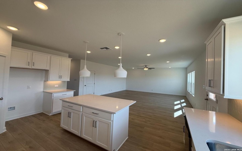 111 Peeps Ct., Adkins, TX 78101, 4 Habitaciones Habitaciones , ,3 BañosBaños,Residential,En Venta,111 Peeps Ct.,0,1937515