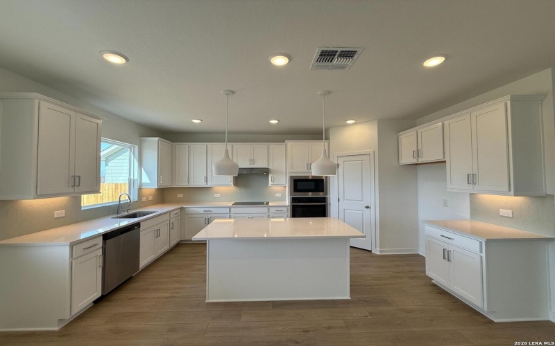 111 Peeps Ct., Adkins, TX 78101, 4 Habitaciones Habitaciones , ,3 BañosBaños,Residential,En Venta,111 Peeps Ct.,0,1937515