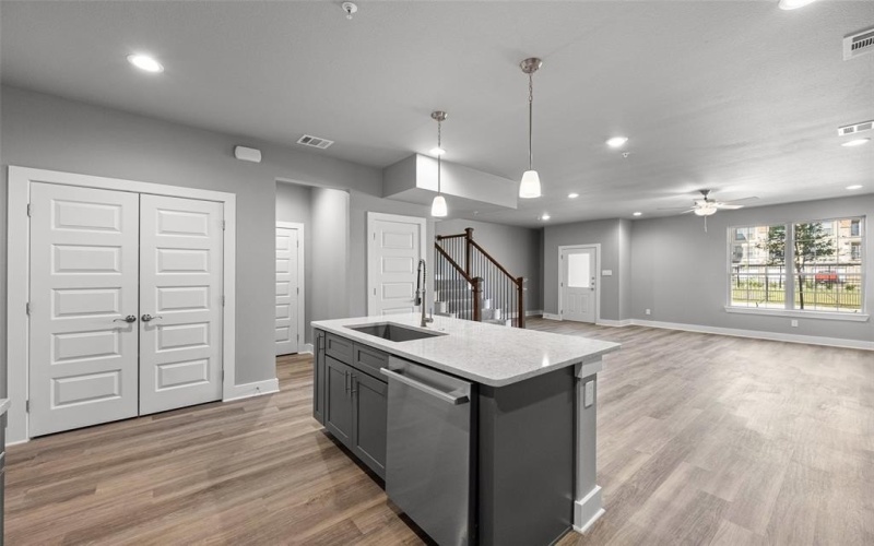 3806 Manhattan Avenue, Grand Prairie, TX 75052, 3 Bedrooms Bedrooms, ,2 BathroomsBathrooms,Residential,For Sale,3806 Manhattan Avenue,20609352