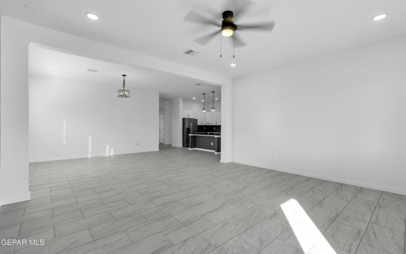 1416 DYLAN Place, El Paso, TX 79928, 4 Habitaciones Habitaciones , ,2 BañosBaños,Residential,En Venta,1416 DYLAN Place,0,937421