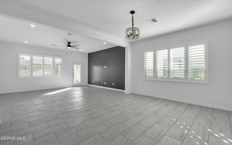 1416 DYLAN Place, El Paso, TX 79928, 4 Habitaciones Habitaciones , ,2 BañosBaños,Residential,En Venta,1416 DYLAN Place,0,937421