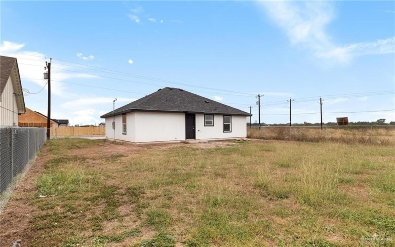 2342 Via Roma Street, Weslaco, TX 78596, 4 Bedrooms Bedrooms, ,2 BathroomsBathrooms,Residential,For Sale,2342 Via Roma Street,0,493539