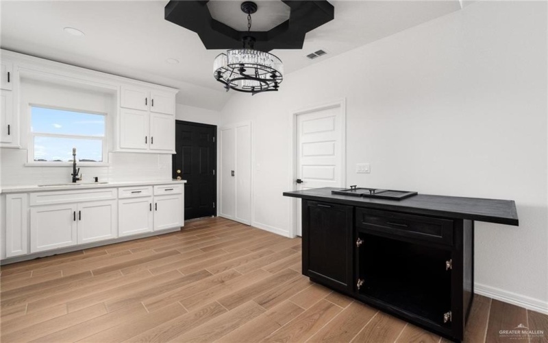 2342 Via Roma Street, Weslaco, TX 78596, 4 Bedrooms Bedrooms, ,2 BathroomsBathrooms,Residential,For Sale,2342 Via Roma Street,0,493539