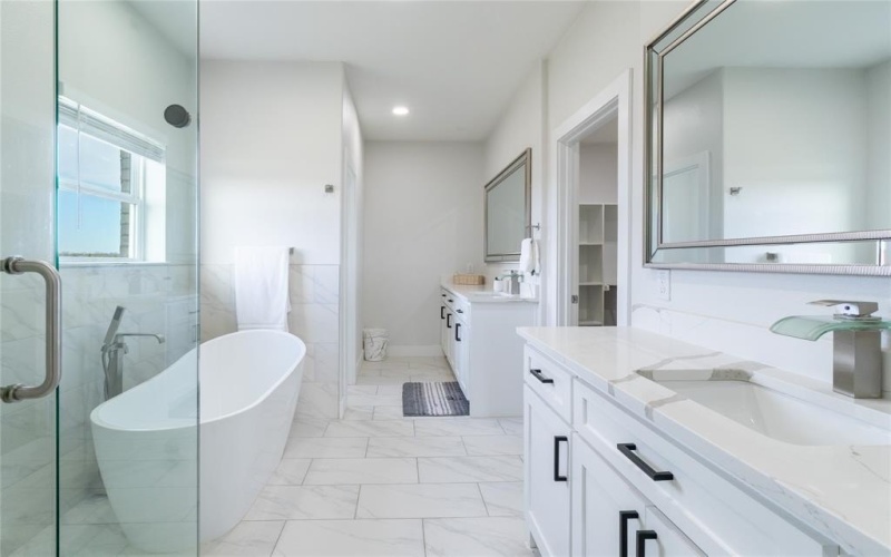 1012 Fm 36 N, Greenville, TX 75401, 4 Habitaciones Habitaciones , ,3 BañosBaños,Residential,En Venta,1012 Fm 36 N,0,21146407