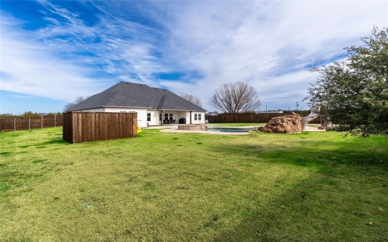 1012 Fm 36 N, Greenville, TX 75401, 4 Habitaciones Habitaciones , ,3 BañosBaños,Residential,En Venta,1012 Fm 36 N,0,21146407