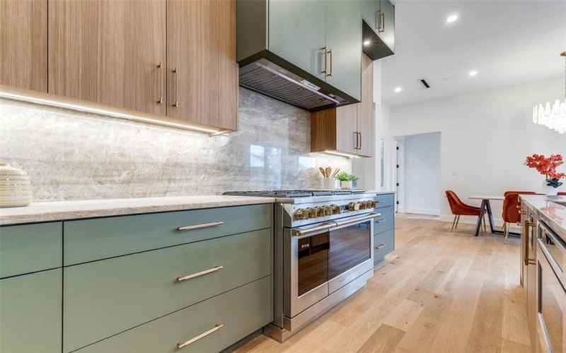 3733 Manana Drive, Dallas, TX 75220, 5 Bedrooms Bedrooms, ,7 BathroomsBathrooms,Residential,For Sale,3733 Manana Drive,0,21161464