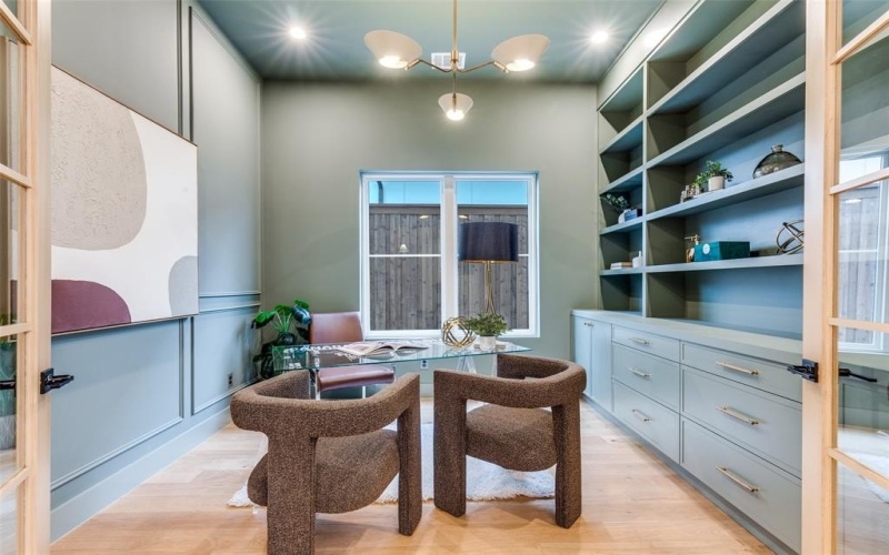 3733 Manana Drive, Dallas, TX 75220, 5 Bedrooms Bedrooms, ,7 BathroomsBathrooms,Residential,For Sale,3733 Manana Drive,0,21161464