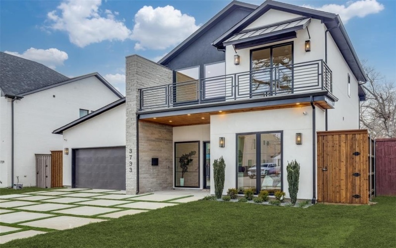 3733 Manana Drive, Dallas, TX 75220, 5 Bedrooms Bedrooms, ,7 BathroomsBathrooms,Residential,For Sale,3733 Manana Drive,0,21161464