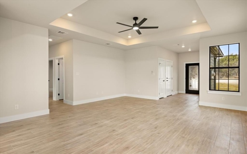 5801 Barkridge Drive, Granbury, TX 76048, 3 Habitaciones Habitaciones , ,2 BañosBaños,Residential,En Venta,5801 Barkridge Drive,0,21162123