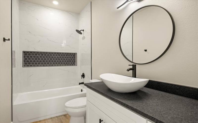 5801 Barkridge Drive, Granbury, TX 76048, 3 Habitaciones Habitaciones , ,2 BañosBaños,Residential,En Venta,5801 Barkridge Drive,0,21162123