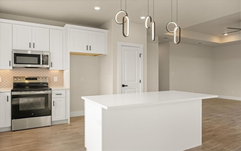 5801 Barkridge Drive, Granbury, TX 76048, 3 Habitaciones Habitaciones , ,2 BañosBaños,Residential,En Venta,5801 Barkridge Drive,0,21162123