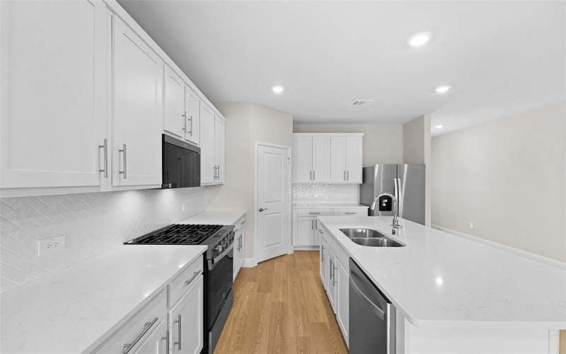 2228 Currents Road, Princeton, TX 75407, 4 Bedrooms Bedrooms, ,2 BathroomsBathrooms,Residential,For Sale,2228 Currents Road,0,21162816