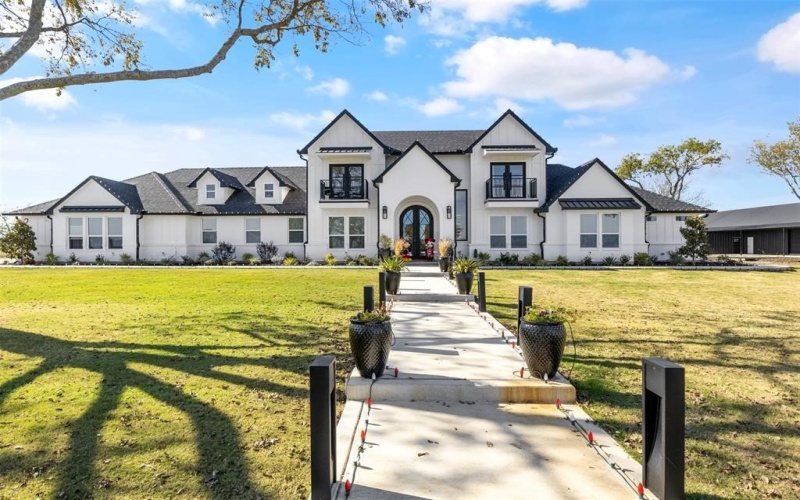 200 Corral Road, Godley, TX 76044, 5 Bedrooms Bedrooms, ,6 BathroomsBathrooms,Residential,For Sale,200 Corral Road,0,21164452