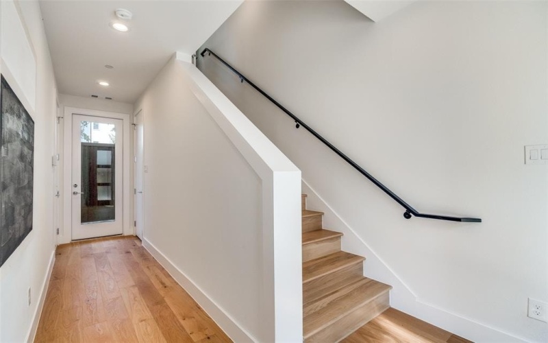 3940 Spring Valley Road #1, Farmers Branch, TX 75001, 2 Habitaciones Habitaciones , ,2 BañosBaños,Residential,En Venta,3940 Spring Valley Road,0,21164720