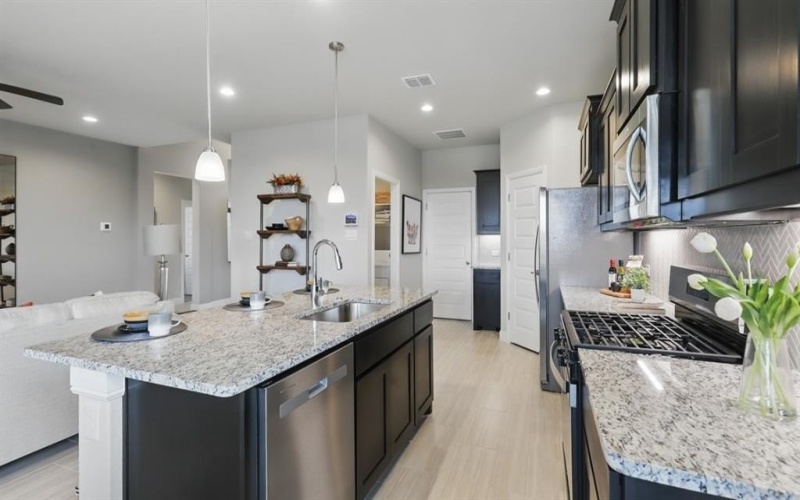 10833 BLOODSTONE Drive, Fort Worth, TX 76036, 4 Habitaciones Habitaciones , ,2 BañosBaños,Residential,En Venta,10833 BLOODSTONE Drive,0,21166063