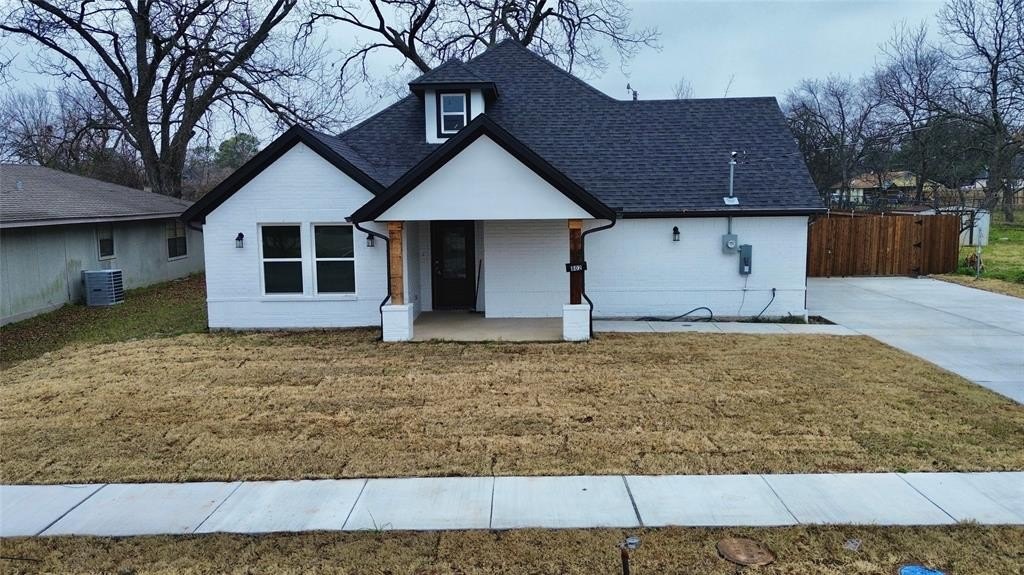 802 S Medora Street, Terrell, TX 75160, 4 Habitaciones Habitaciones , ,2 BañosBaños,Residential,En Venta,802 S Medora Street,0,21166206