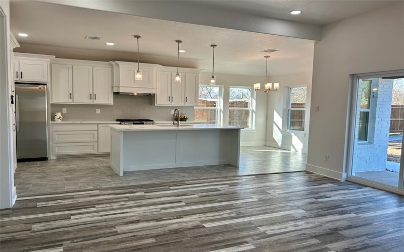 802 S Medora Street, Terrell, TX 75160, 4 Habitaciones Habitaciones , ,2 BañosBaños,Residential,En Venta,802 S Medora Street,0,21166206