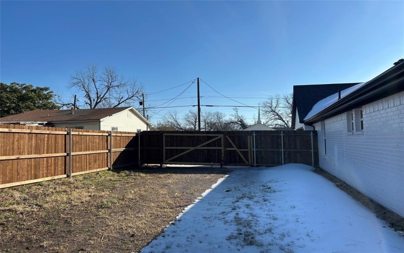 802 S Medora Street, Terrell, TX 75160, 4 Habitaciones Habitaciones , ,2 BañosBaños,Residential,En Venta,802 S Medora Street,0,21166206