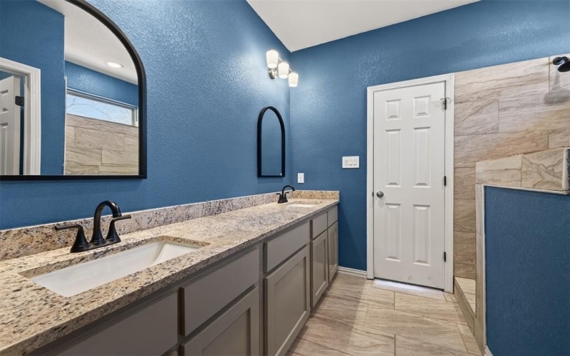 601 E Willingham Street, Cleburne, TX 76031, 3 Habitaciones Habitaciones , ,2 BañosBaños,Residential,En Venta,601 E Willingham Street,0,21166207