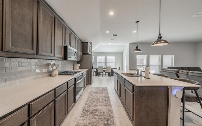 744 Stone Eagle Drive, Azle, TX 76020, 4 Habitaciones Habitaciones , ,2 BañosBaños,Residential,En Venta,744 Stone Eagle Drive,0,21166241