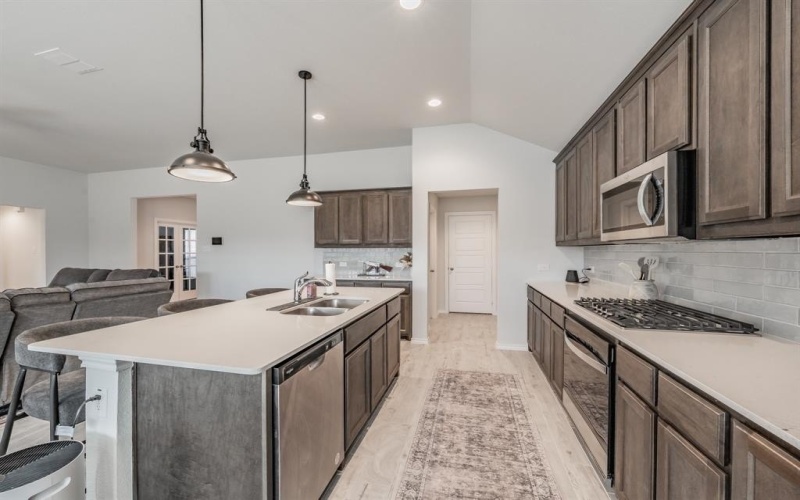 744 Stone Eagle Drive, Azle, TX 76020, 4 Habitaciones Habitaciones , ,2 BañosBaños,Residential,En Venta,744 Stone Eagle Drive,0,21166241