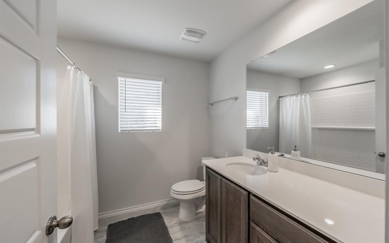 744 Stone Eagle Drive, Azle, TX 76020, 4 Habitaciones Habitaciones , ,2 BañosBaños,Residential,En Venta,744 Stone Eagle Drive,0,21166241