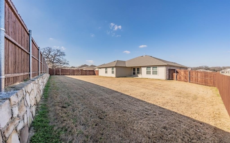 744 Stone Eagle Drive, Azle, TX 76020, 4 Habitaciones Habitaciones , ,2 BañosBaños,Residential,En Venta,744 Stone Eagle Drive,0,21166241