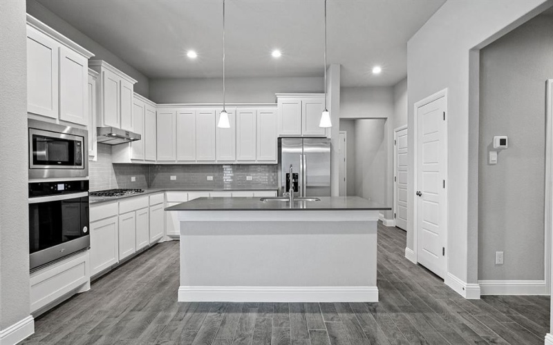 10825 BLOODSTONE Drive, Fort Worth, TX 76036, 4 Habitaciones Habitaciones , ,2 BañosBaños,Residential,En Venta,10825 BLOODSTONE Drive,0,21166281