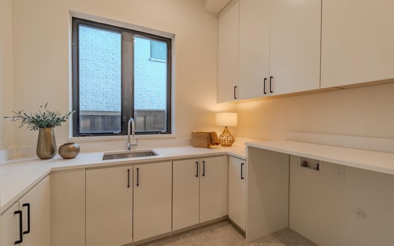 7319 Casa Loma Avenue, Dallas, TX 75214, 4 Habitaciones Habitaciones , ,5 BañosBaños,Residential,En Venta,7319 Casa Loma Avenue,0,21166289