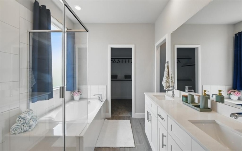 10849 BLOODSTONE Drive, Fort Worth, TX 76036, 5 Habitaciones Habitaciones , ,5 BañosBaños,Residential,En Venta,10849 BLOODSTONE Drive,0,21166304