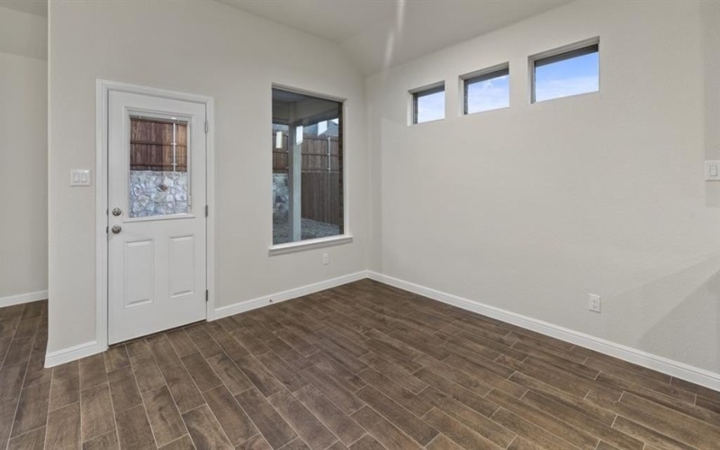 10388 SARASOTA Street, Grand Prairie, TX 76065, 4 Habitaciones Habitaciones , ,2 BañosBaños,Residential,En Venta,10388 SARASOTA Street,0,21166429