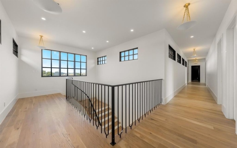 10717 Arrowhead Point Drive, Fort Worth, TX 76179, 5 Bedrooms Bedrooms, ,6 BathroomsBathrooms,Residential,For Sale,10717 Arrowhead Point Drive,0,21166467