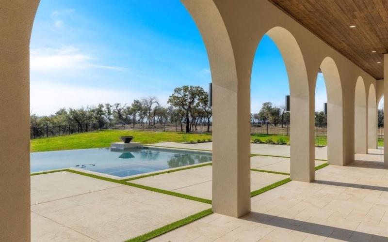 10717 Arrowhead Point Drive, Fort Worth, TX 76179, 5 Bedrooms Bedrooms, ,6 BathroomsBathrooms,Residential,For Sale,10717 Arrowhead Point Drive,0,21166467