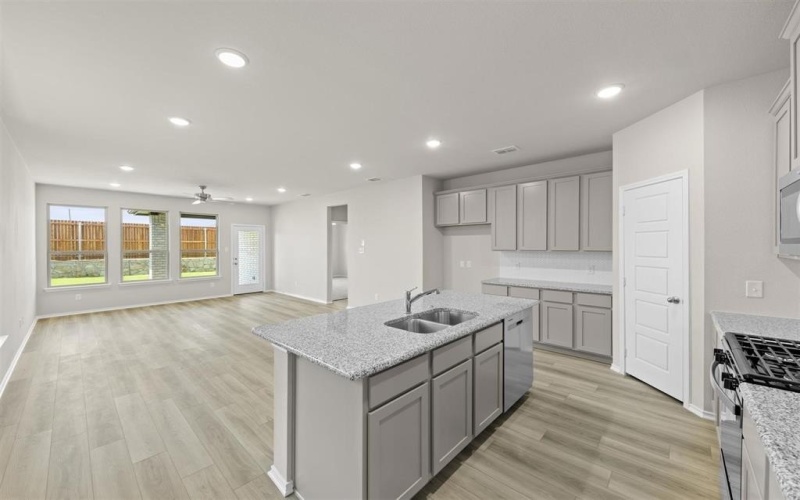 1612 Gracehill Way, Forney, TX 75126, 3 Habitaciones Habitaciones , ,2 BañosBaños,Residential,En Venta,1612 Gracehill Way,0,21166510