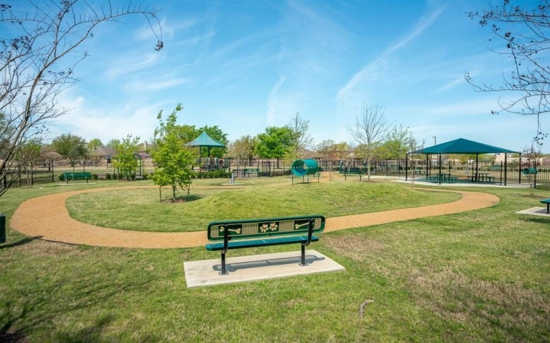 512 Pepperwood Drive, Fate, TX 75087, 4 Habitaciones Habitaciones , ,3 BañosBaños,Residential,En Venta,512 Pepperwood Drive,0,21166538