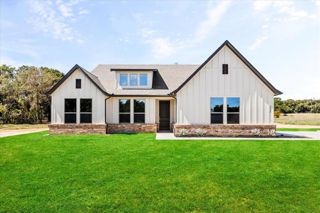 4004 Roan Court, Springtown, TX 76082, 4 Bedrooms Bedrooms, ,2 BathroomsBathrooms,Residential,For Sale,4004 Roan Court,20610706