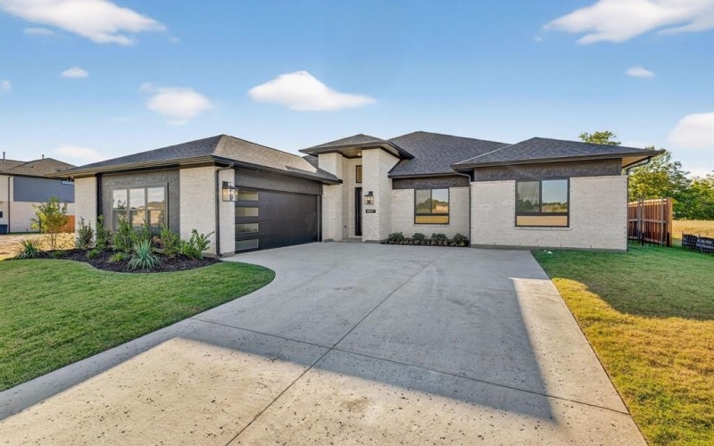 8517 Scottie Street, North Richland Hills, TX 76182, 3 Bedrooms Bedrooms, ,3 BathroomsBathrooms,Residential,For Sale,8517 Scottie Street,0,21166670