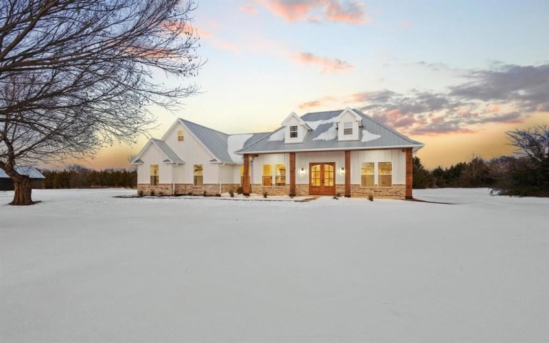 2940 County Road 1410, Bonham, TX 75418, 3 Bedrooms Bedrooms, ,2 BathroomsBathrooms,Residential,For Sale,2940 County Road 1410,0,21166673