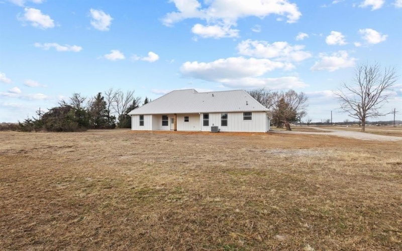 2940 County Road 1410, Bonham, TX 75418, 3 Bedrooms Bedrooms, ,2 BathroomsBathrooms,Residential,For Sale,2940 County Road 1410,0,21166673