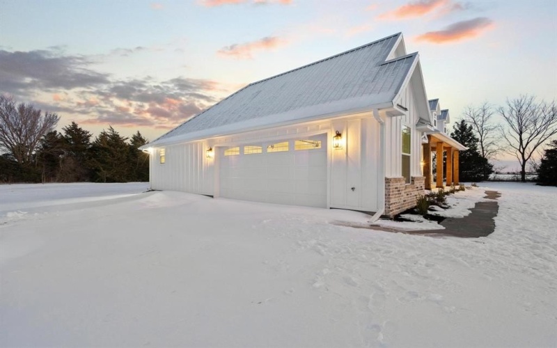 2940 County Road 1410, Bonham, TX 75418, 3 Bedrooms Bedrooms, ,2 BathroomsBathrooms,Residential,For Sale,2940 County Road 1410,0,21166673