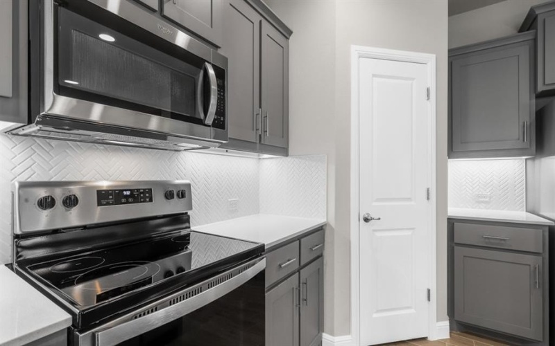 10376 SARASOTA Street, Grand Prairie, TX 76065, 4 Bedrooms Bedrooms, ,3 BathroomsBathrooms,Residential,For Sale,10376 SARASOTA Street,0,21166689